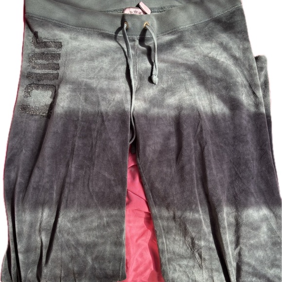 Juicy Couture sweatpants 👄 - Picture 3 of 4
